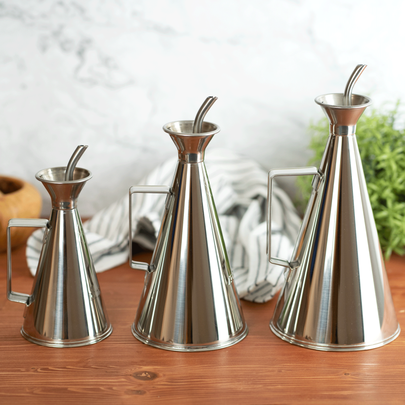 Olivenöl-Küchenkannen Olivenöl-Küchenkannen