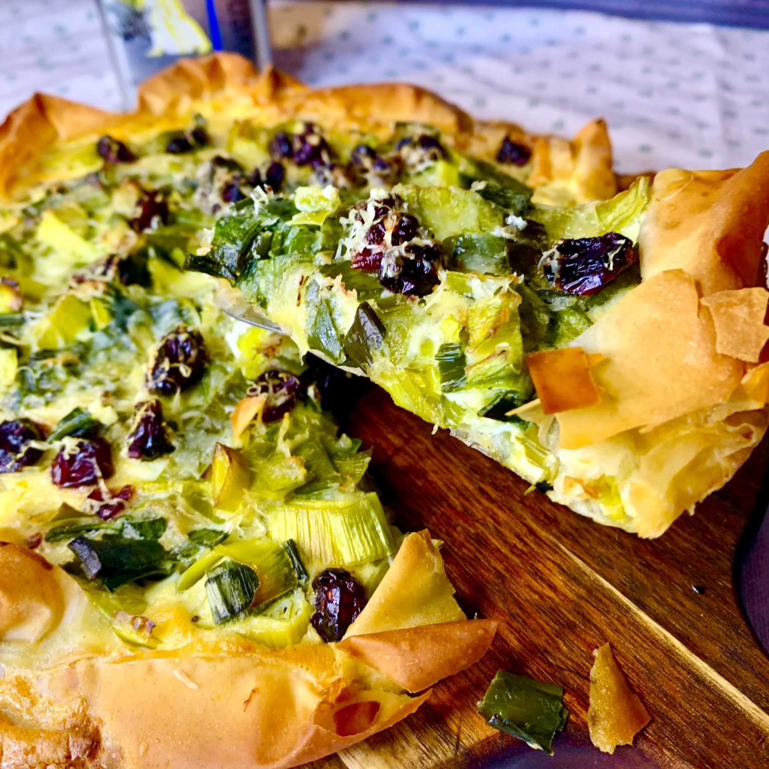 Lauch-Tarte mit Olivenöl No.27 Fruchtig und Cranberries – arteFakt ...